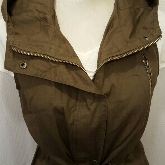 💓 New Look Hooded Military Utility Vest (S) - Picture 6 of 10